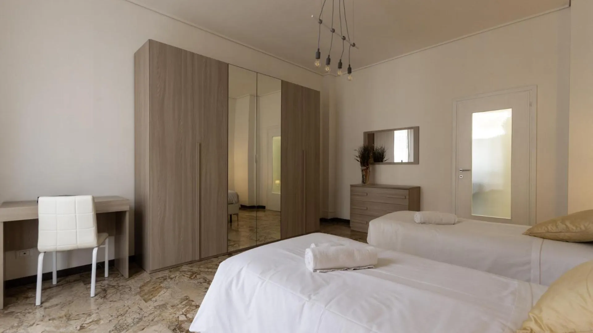 Artist Apartment Mantova 0*,  Italia